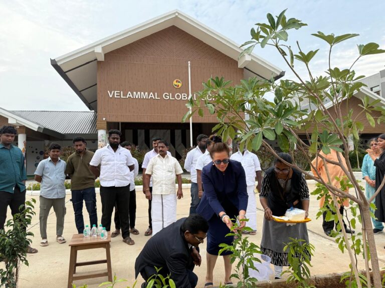 WhatsApp Image 2025-11-08 at 12.09